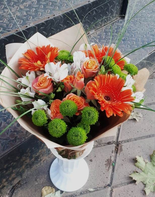 Букет цветов из: Герберы, Хризантемы, Альстромерии и Розы в Борисоглебском