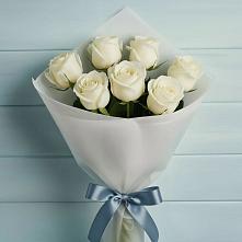 Букет 7 Белых роз Эдлесс Лав в Борисоглебском