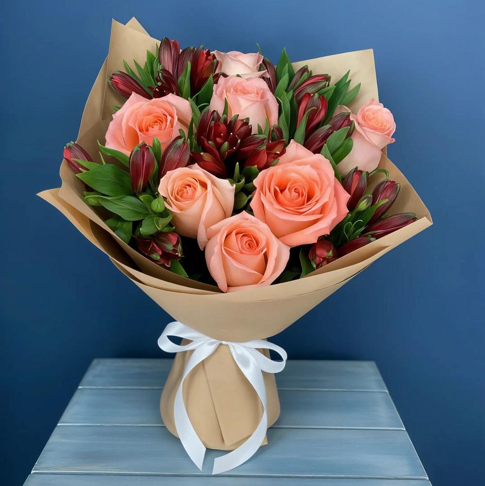 Букет цветов из: Розы и Альстромерии в Борисоглебском