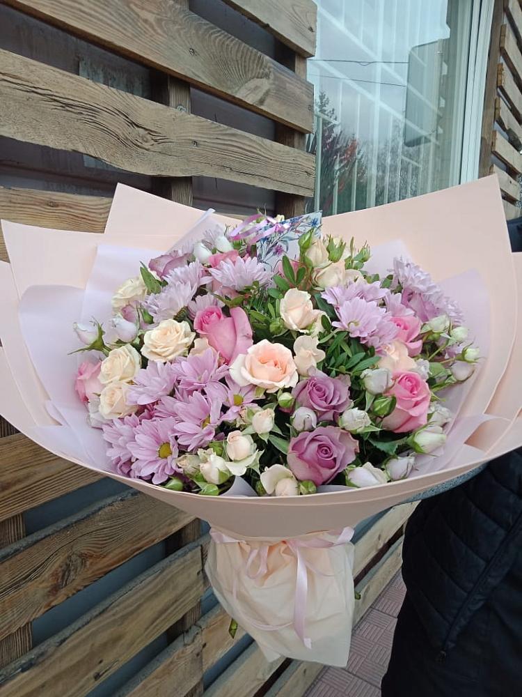 Букет цветов из: Розы и Хризантемы в Борисоглебском