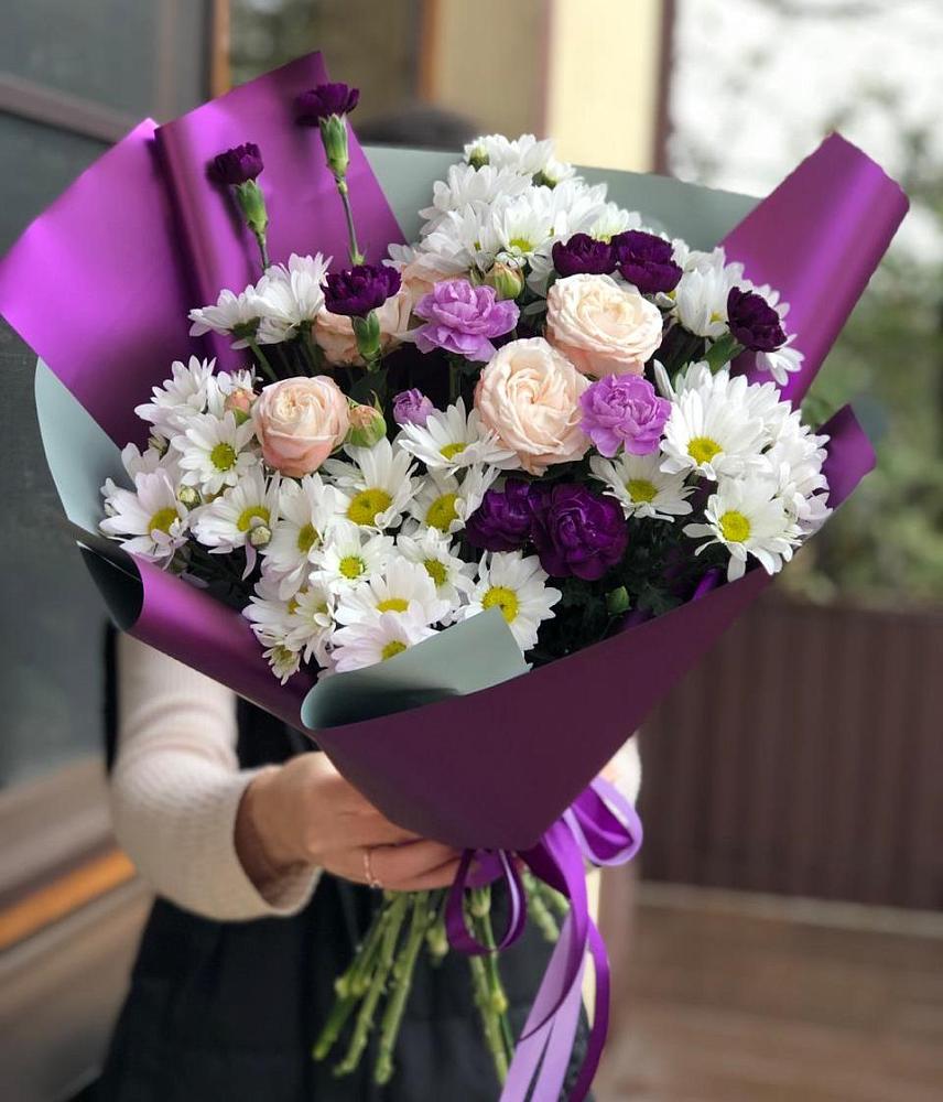 Букет цветов из: Хризантемы, Гвоздики и Розы в Борисоглебском