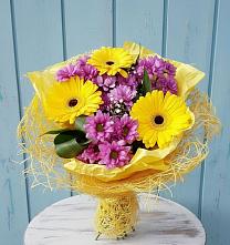 Букет цветов из:  Хризантемы и Герберы в Борисоглебском
