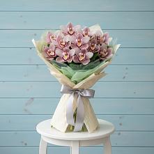 Букет цветов из:  Орхидеи и Розы в Борисоглебском