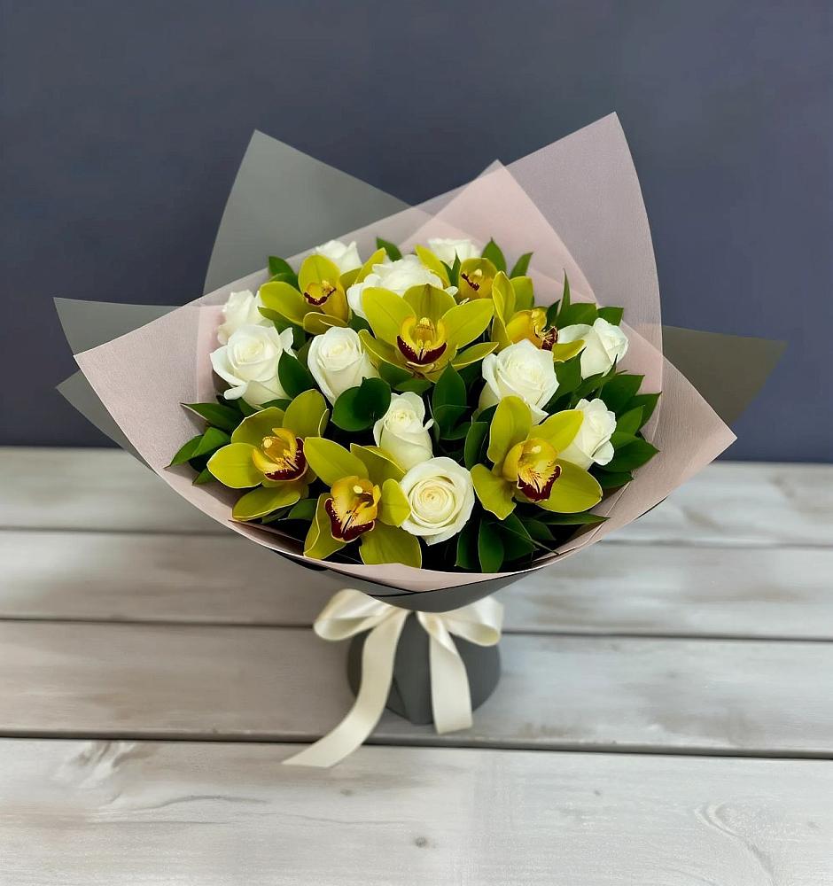 Букет цветов из: Орхидеи и Розы в Борисоглебском