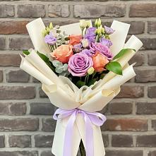 Букет цветов из:  Лизиантусы и Розы #REPLACE_PRED# Борисоглебском