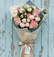 Букет цветов из:  Розы в Борисоглебском