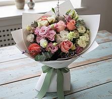 Букет цветов из:  Розы, Лизиантусы и Гвоздики в Борисоглебском