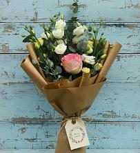 Букет цветов из:  Розы и Лизиантусы в Борисоглебском